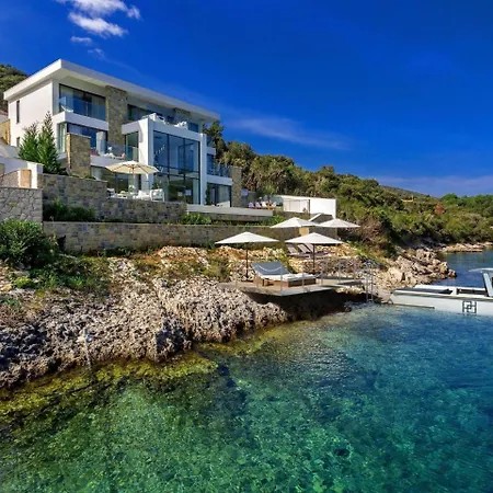 Luxury Supreme With Pool